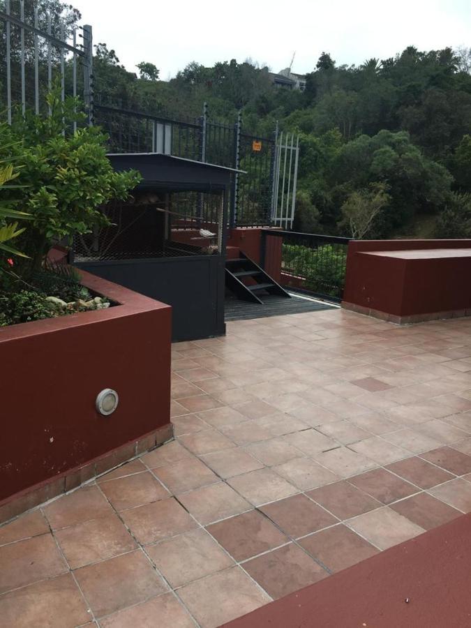 Oyster Walk On Main Apartment Knysna Exterior photo